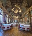2023-10-09 15-14-07 Fecamp-Palais benedictine FGn